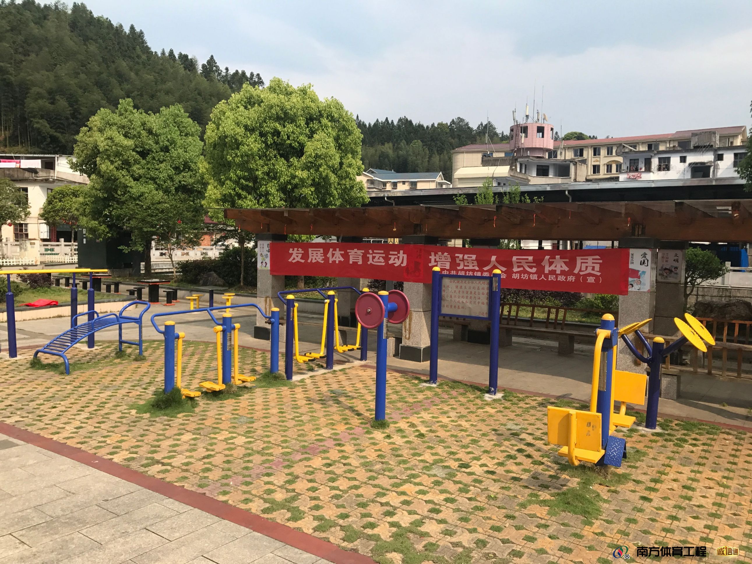 福建省三明市明溪县胡坊镇瓦口村委会明溪县胡坊镇瓦口室外健身器材篮球架