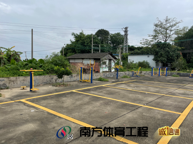 广东省佛山市三水区芦苞镇四联村民委员会沙墩中社村健身路径篮球架