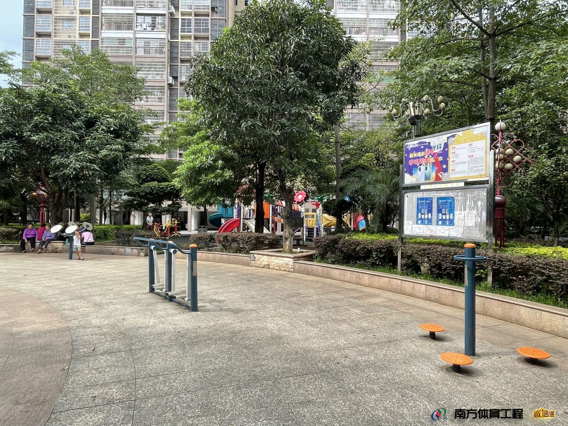 广东省韶关市曲江区马坝镇府前社区居委会韶关市曲江区马坝镇府前西路源河鸿景篮球架
